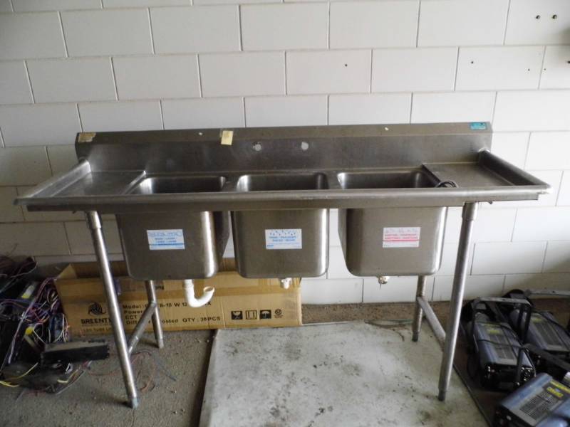 Stainless Steel 4 Compartment Sink