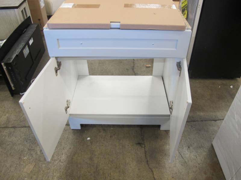 lot 30 image: Glacier Bay Everdean 31 in. W Vanity in Pearl Gray with Mirror