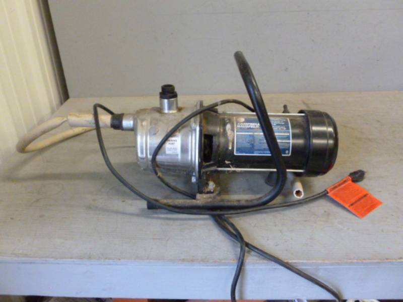 lot 12 image: Lawn Sprinkler Pump
