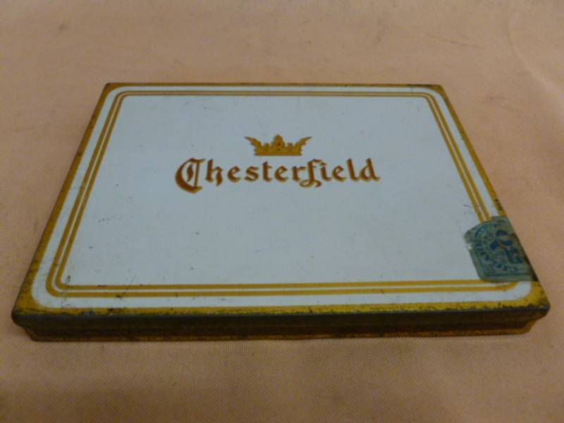 lot 22 image: Vintage Cigarette Case
