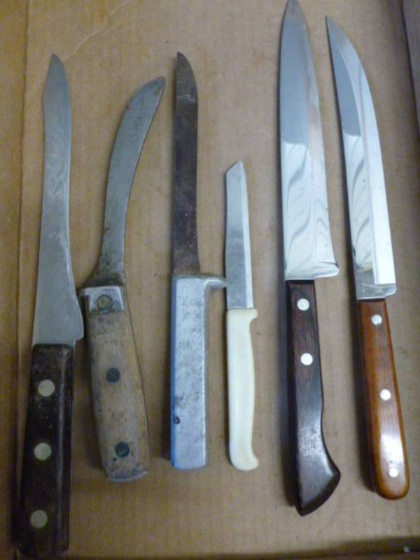 lot 46 image: Vintage Knives