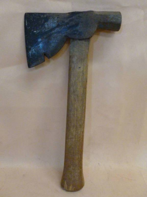 lot 57 image: Camp Ax
