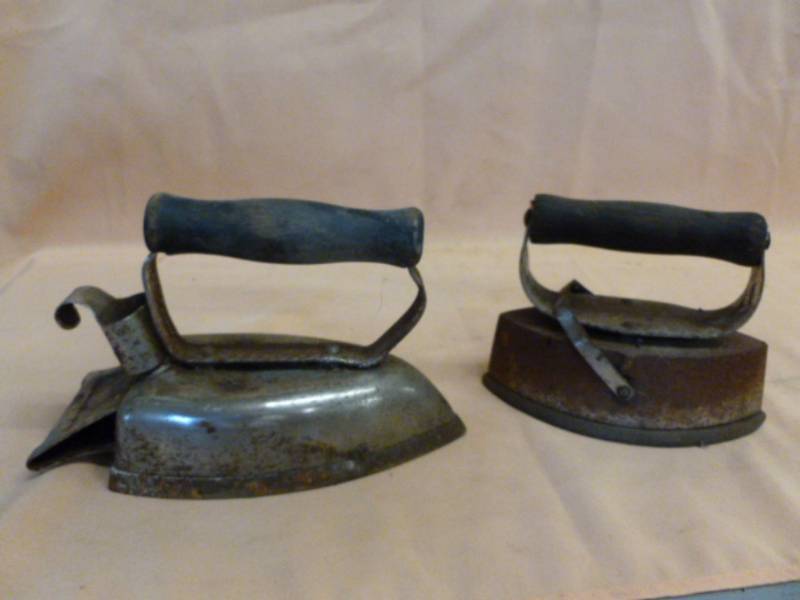 lot 61 image: Vintage Irons