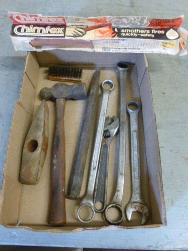 lot 64 image: Tools