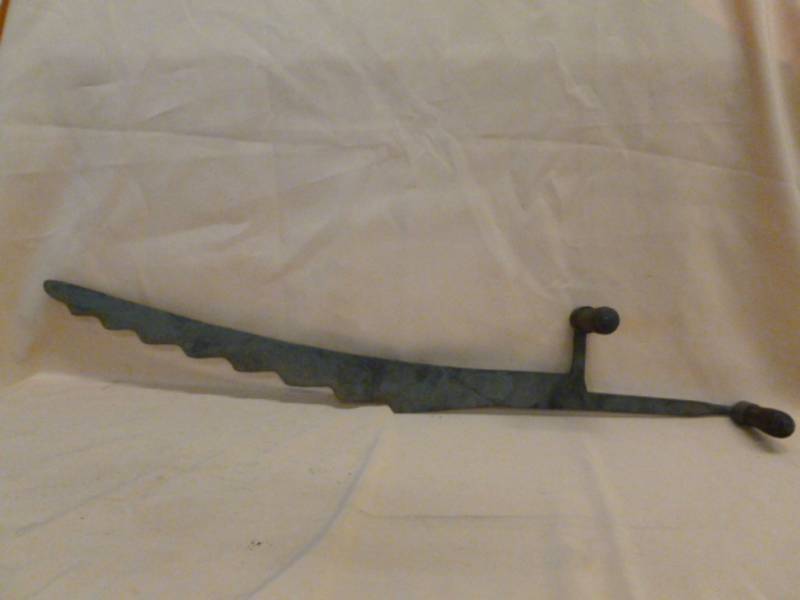 lot 71 image: Vintage Hay Knife