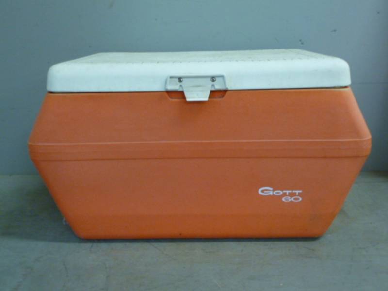 lot 88 image: Cooler