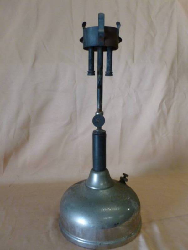 lot 132 image: Antique Lantern