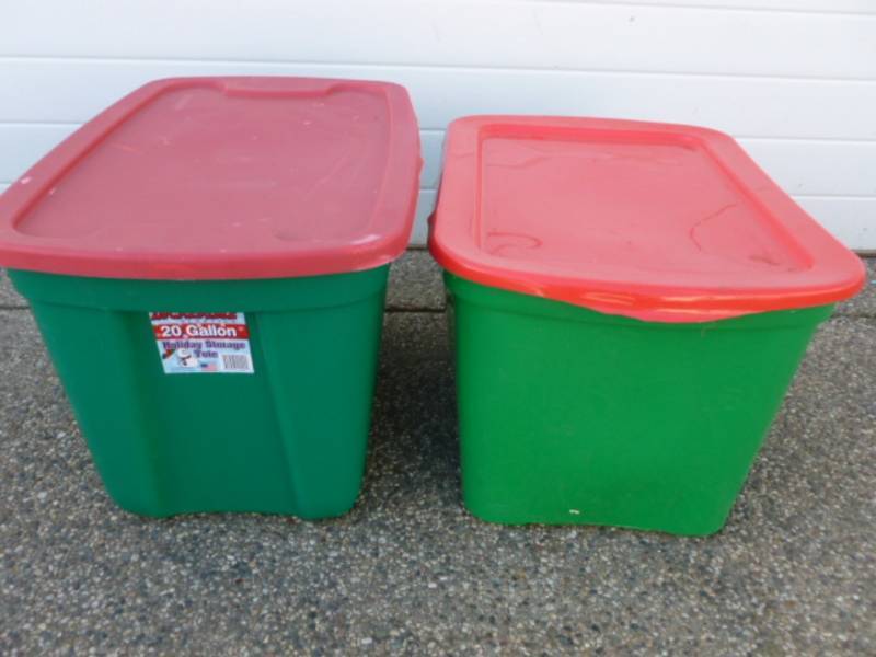 lot 172 image: Storage Totes