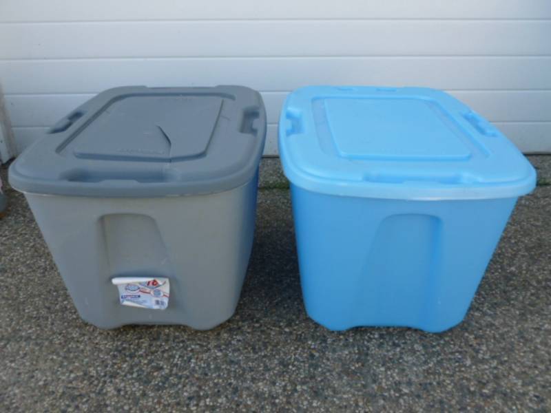 lot 173 image: Storage Totes