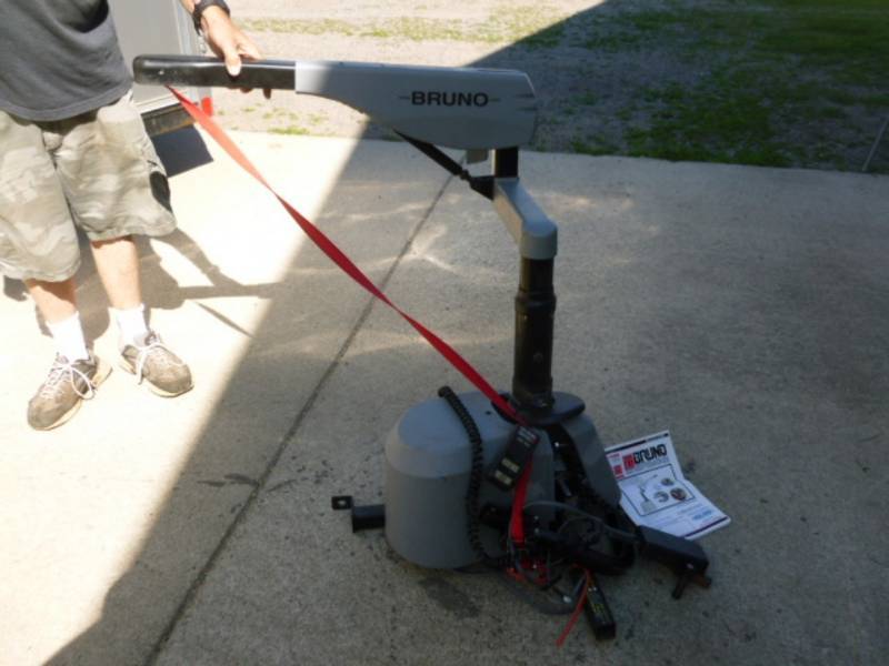 lot 186 image: Bruno Mobility Lift