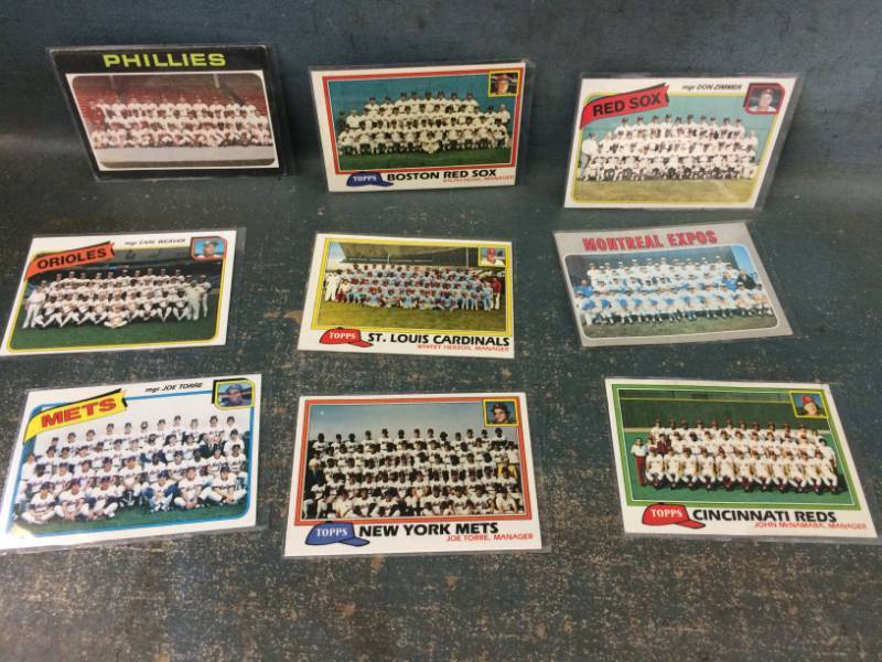 lot 82 image: Vintage Baseball Team Cards with Montreal Expos