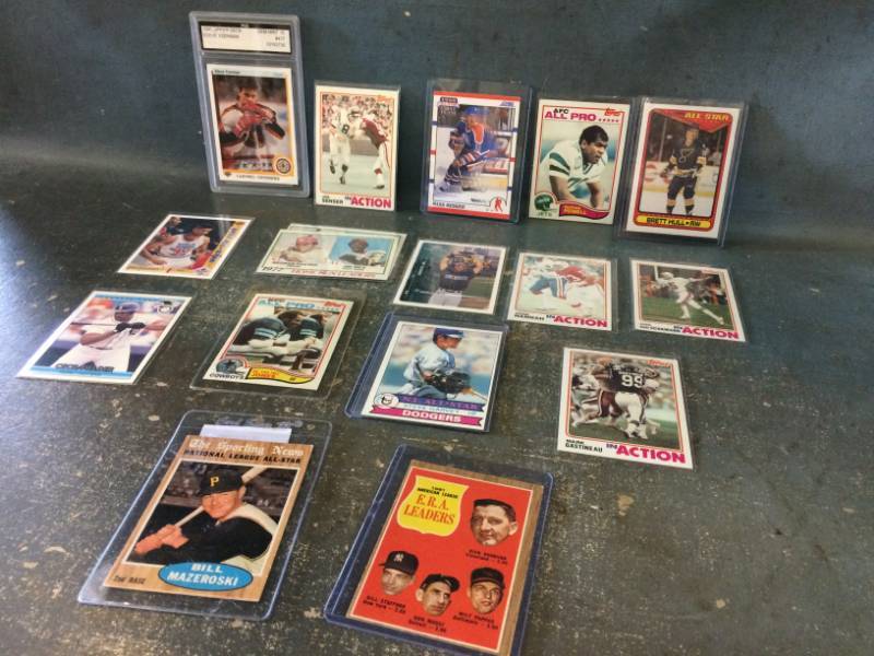 lot 93 image: Sports All-Star and League Leaders Cards 1960s-200s with 1962 Mazeroski, Graded Yzerman
