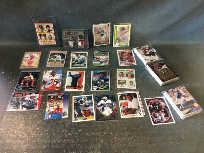 lot 94 image: Sports Rookie Cards with Paul Molitor, Alan Trammell, Kobe Bryant and More