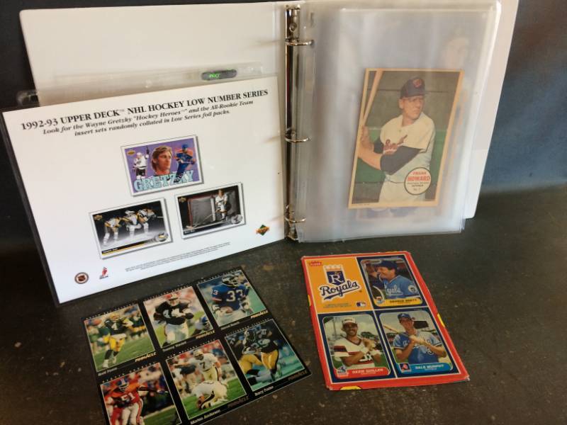 lot 101 image: Binder of 1960s Topps Baseball Pin-ups and More with Favre, Gretzky, Brett and Others