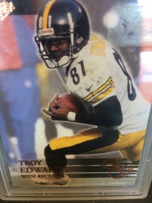 lot 123 image: Graded Slabbed 2000 Uncirculated Troy Edwards #123