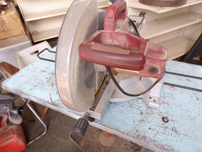 lot 37 image: Tool Shop Compound Sliding MITRE Saw