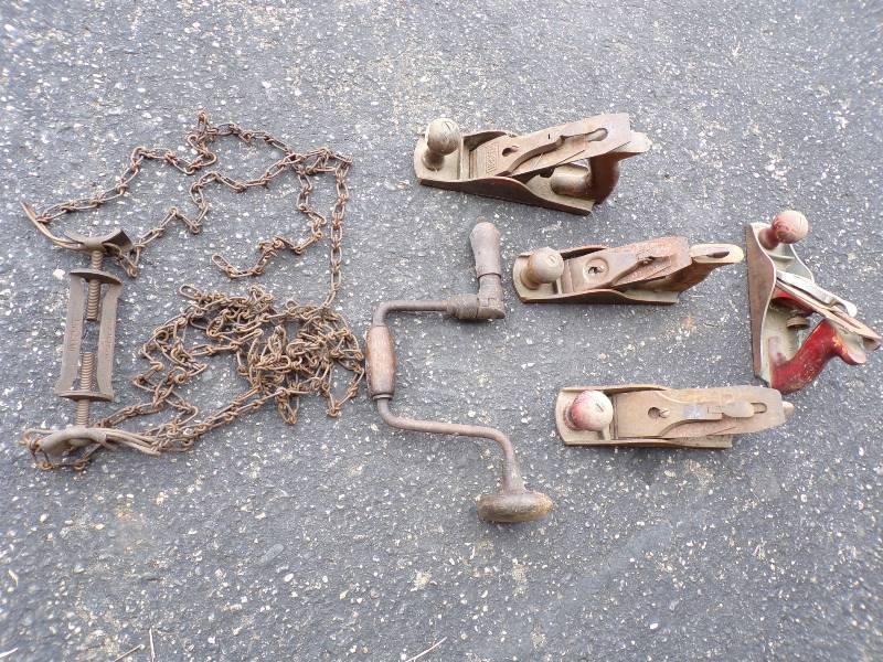 lot 115 image: Vintage Tools, Planes and Drill