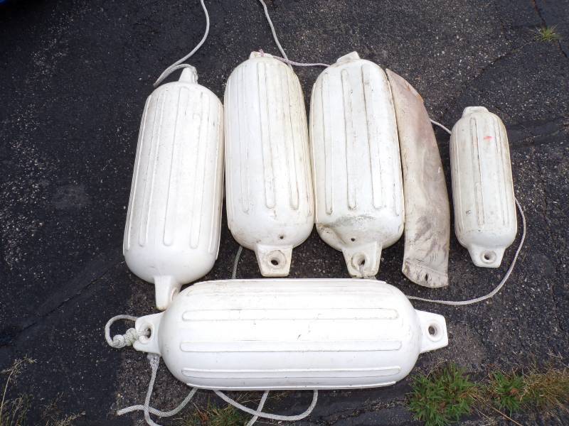 lot 149 image: 6 Boat Bumpers