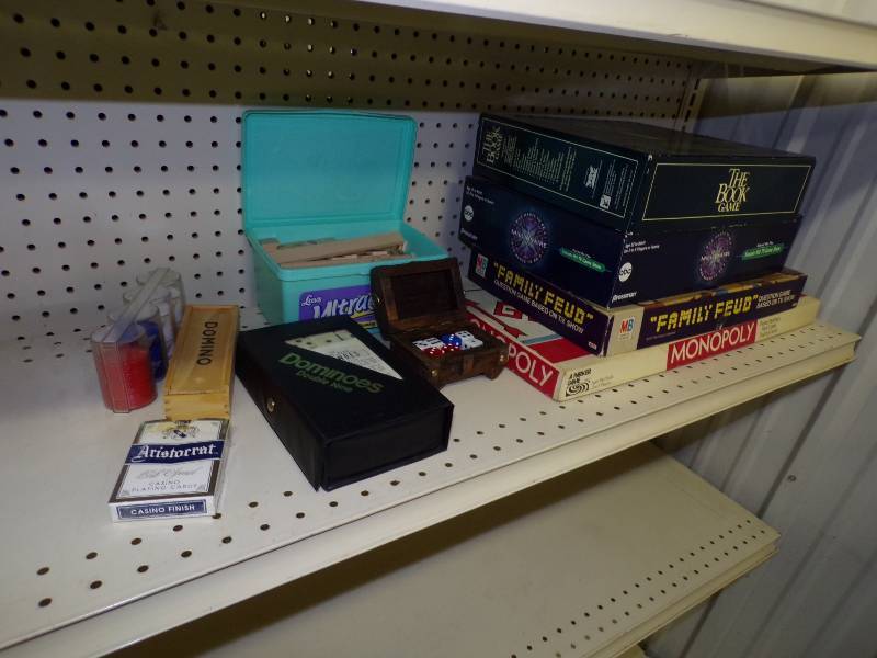 lot 203 image: Lot of Games