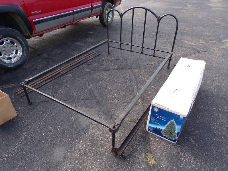 lot 205 image: Antique Cast Iron Bed Frame, Christmas Tree and Shelf Bracket