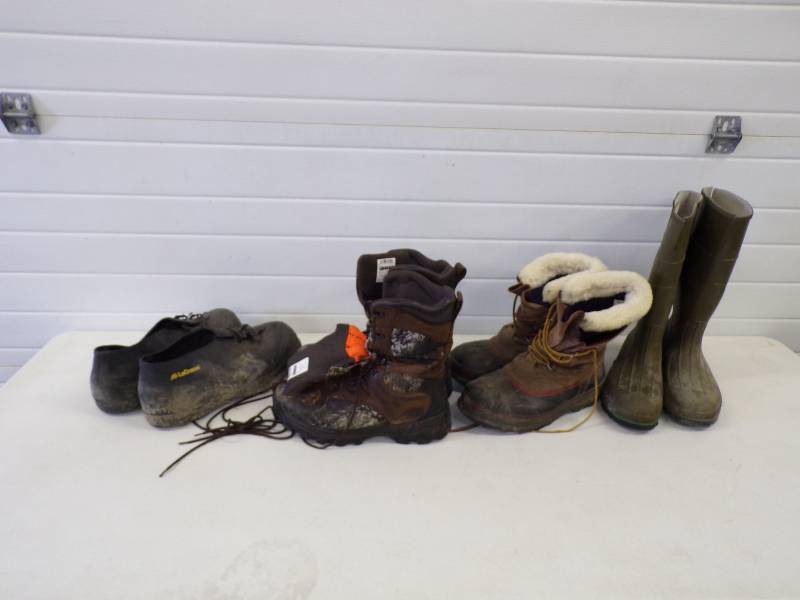 lot 223 image: 4 pair of size 13 Boots