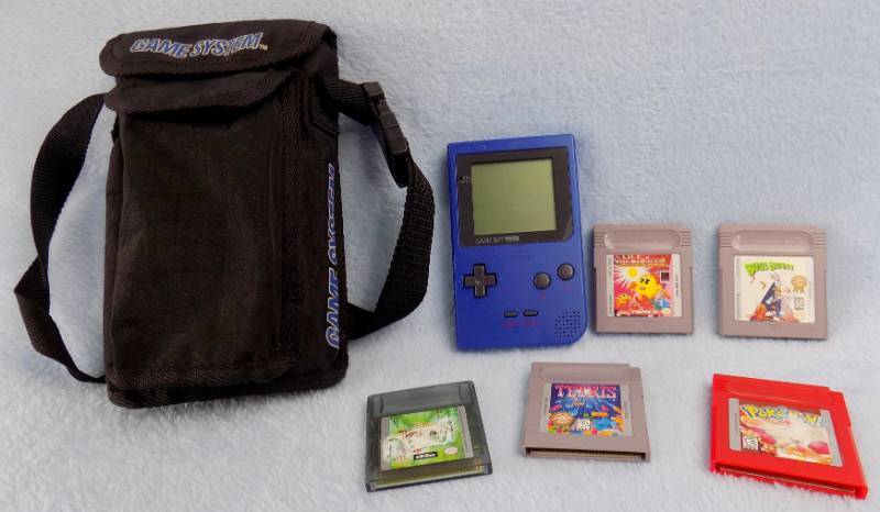 (used & works) Nintendo Gameboy Pocket Black & White - With 5 games and Game Case