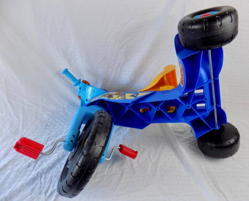 fisher price lights and sounds trike paw patrol