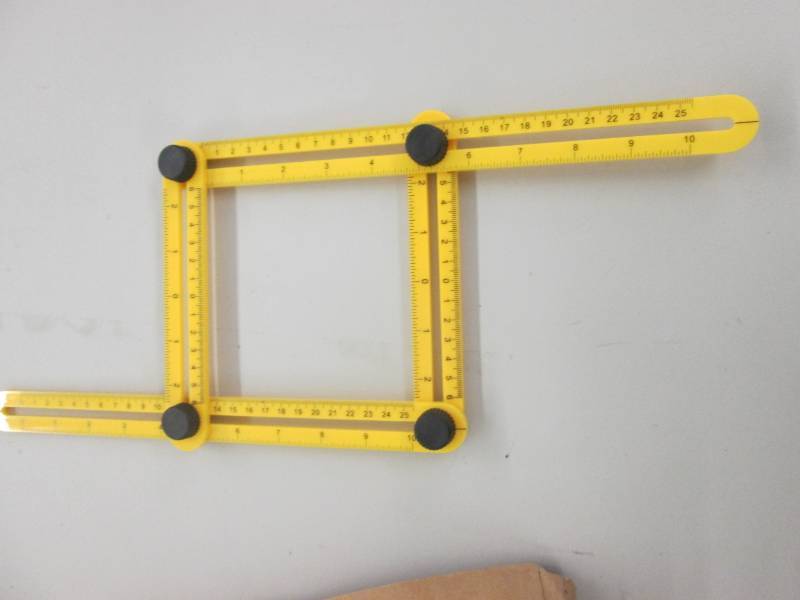 lot 104 image: Lot of 4 Measuring Tools...