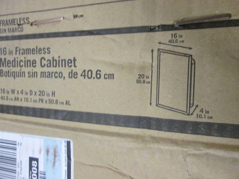 lot 190 image: 16 in. W x 20 in. H X 4 in. D Reces...