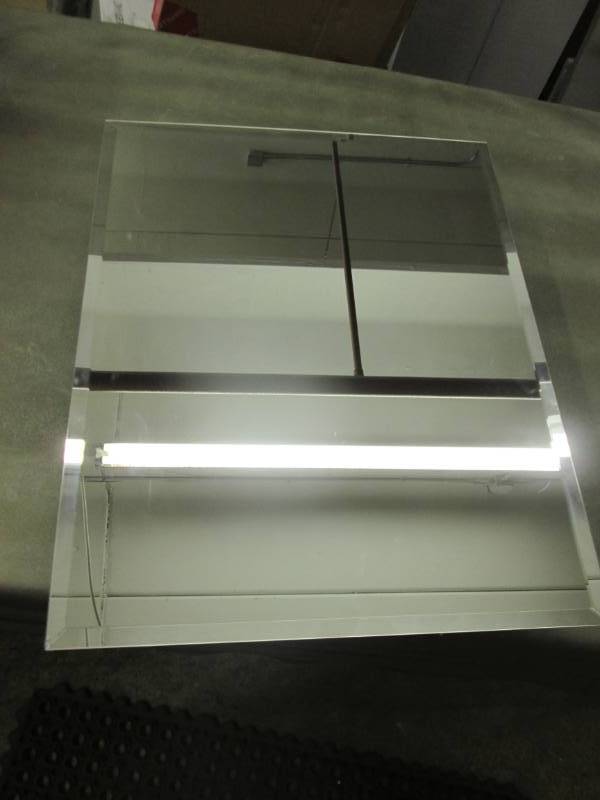 lot 207 image: 16 in. W x 20 in. H X 4 in. D Reces...