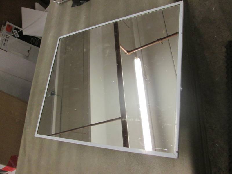 lot 224 image: Zenith 16-18 in. W x 20-18 in. H ...