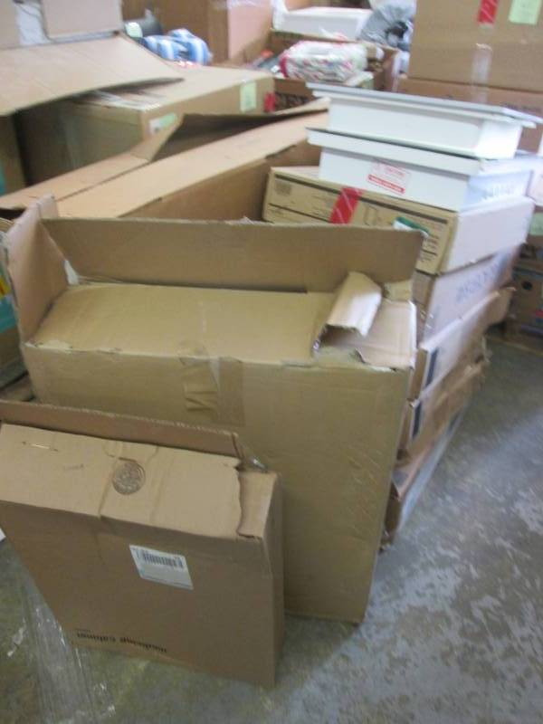 lot 186 image: Large Lot of Damaged Medicine Cabin...