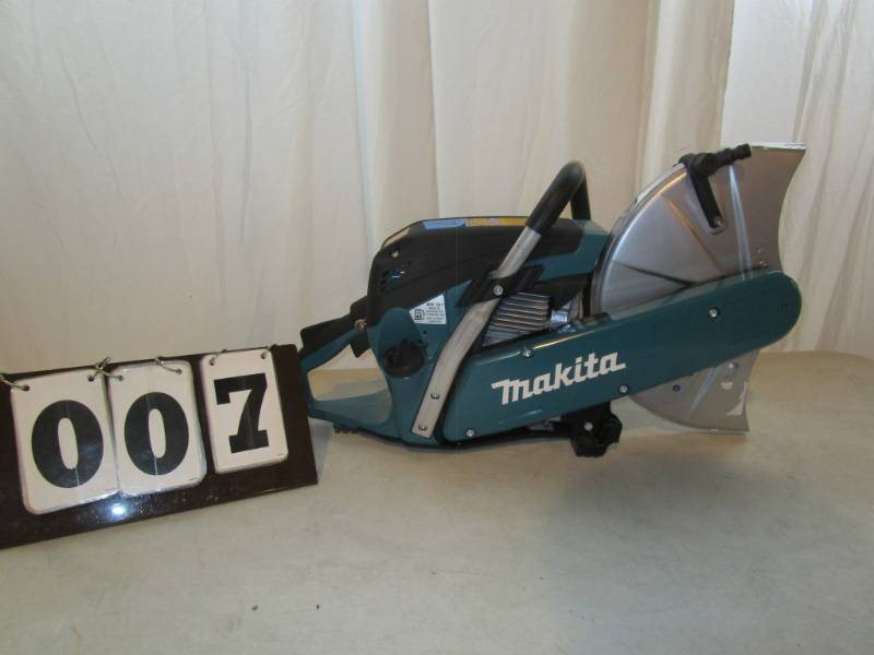 lot 7 image: Makita 14 Power Cutter