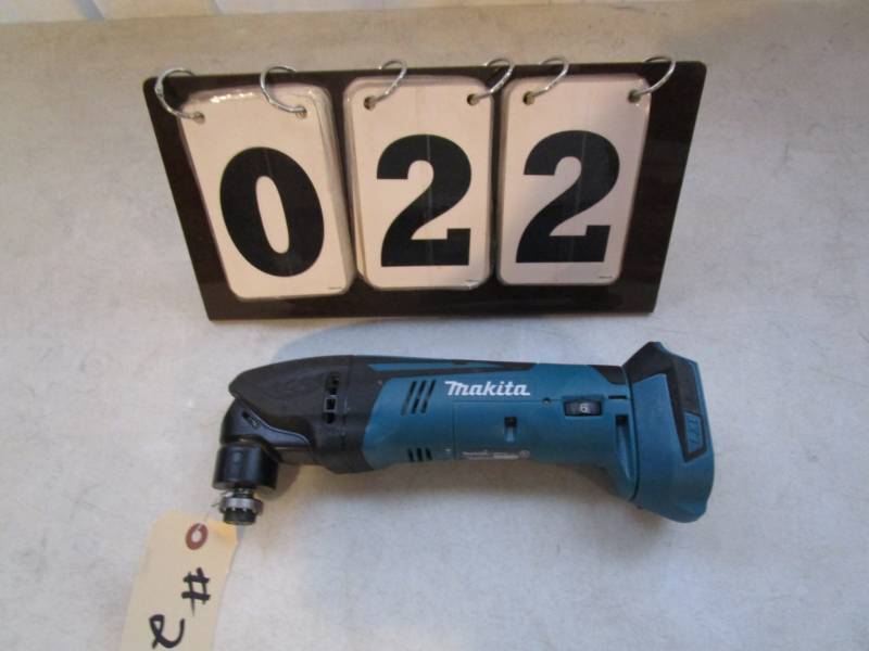 lot 22 image: Makita 18 Volt LXT 6 Speed Cordless Multi Tool