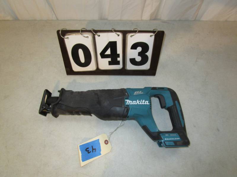 lot 43 image: Makita Cordless Reciprocal Saw
