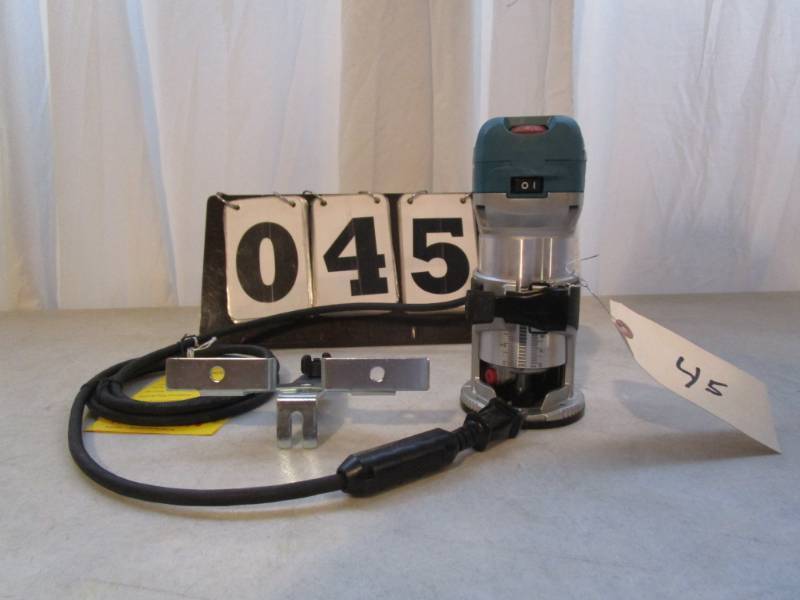 lot 45 image: Makita Trim Router