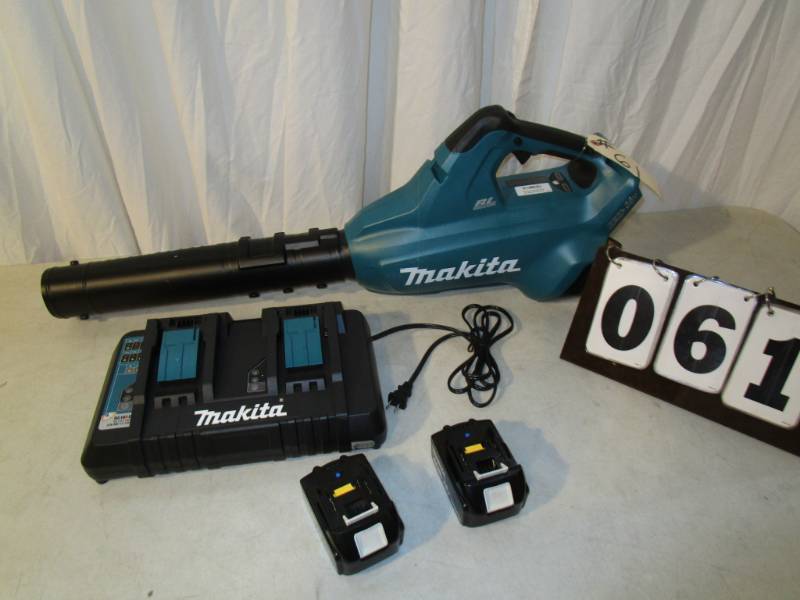 lot 61 image: Makita Blower Kit
