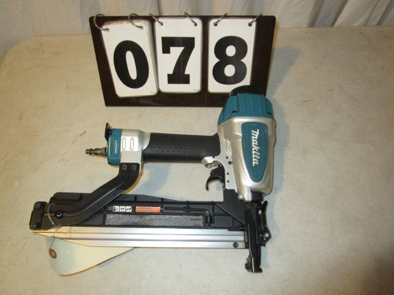 lot 78 image: Makita Crown Stapler