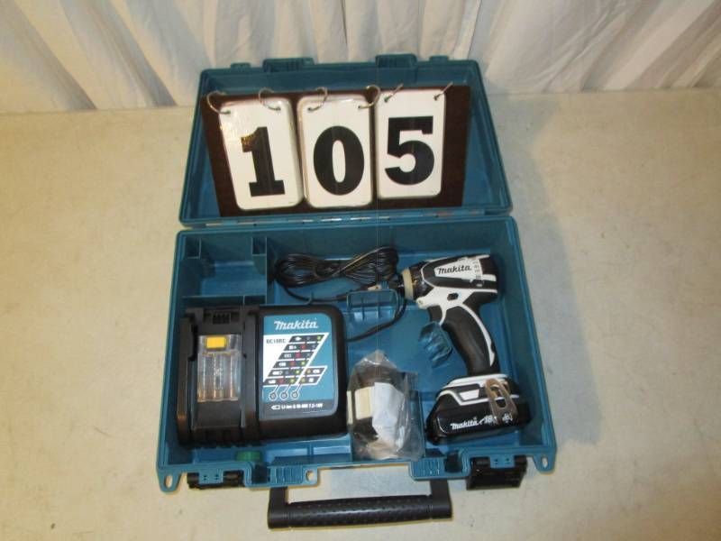 lot 105 image: Makita 18V Compact Impact Driver Kit