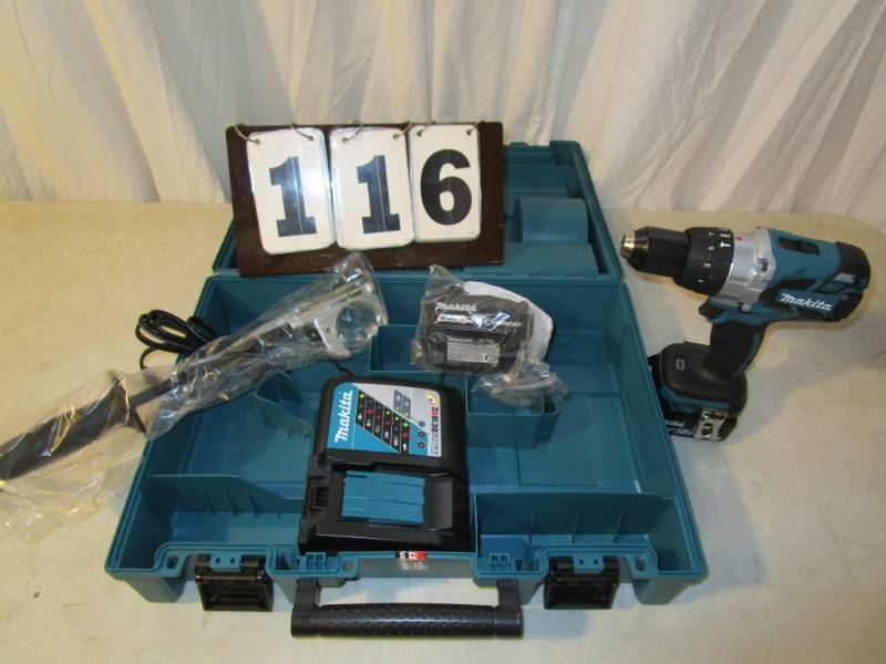 lot 116 image: Makita 18V Cordless Hammer Drill Kit