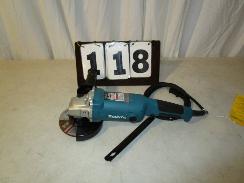 lot 118 image: Makita 5 SJS Angle Grinder