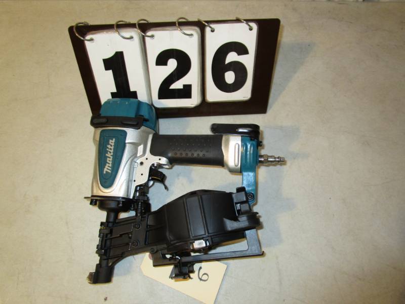 lot 126 image: Makita Pneumatic Roofing Coil Nailer