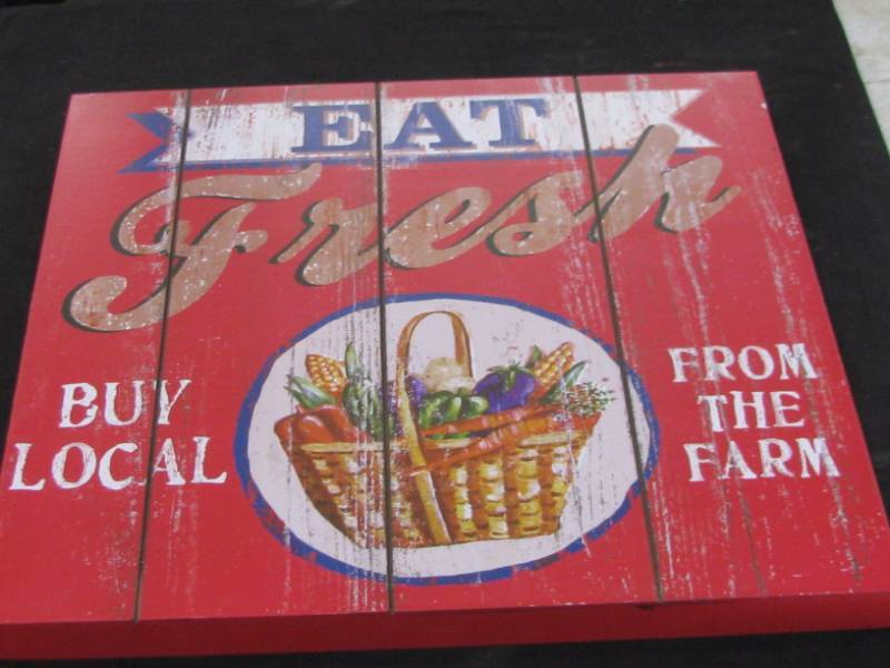 lot 43 image: Wood Sign