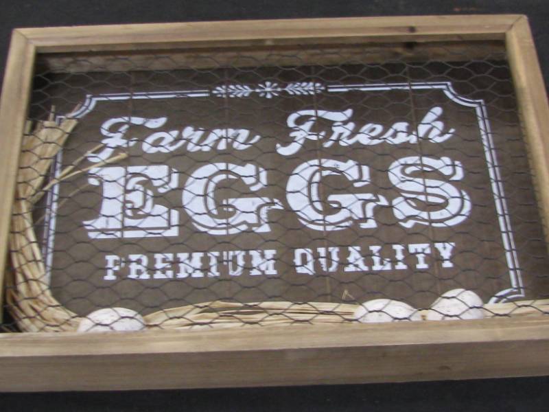 lot 44 image: Wood & Wire Sign