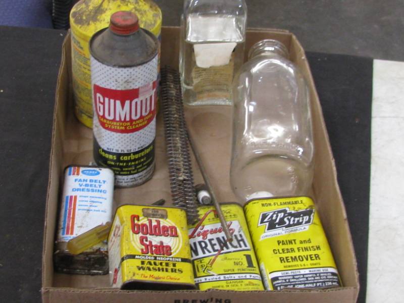 lot 66 image: Advertising cans and bottles