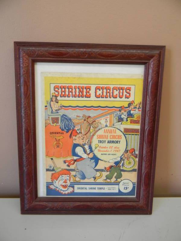 lot 9 image: ORIGINAL VINTAGE 1947 ORIENTAL SHRINE CIRCUS - ANNUAL SHRINE CIRCUS TROY ARMORY POSTER - AWESOME PIECE - APPROX 13 BY 16 - SEE PICTURES