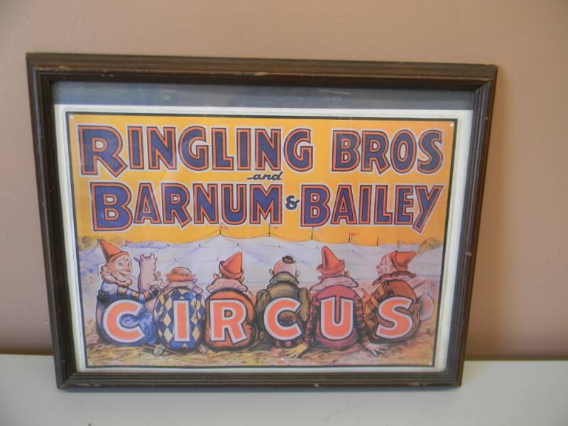 lot 14 image: VINTAGE RINGLING BROS AND BARNUM & BAILEY CIRCUS POSTER - RARE - FRAMED - APPROX 18 BY 14 - SEE PICTURES