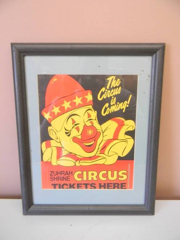 lot 23 image: ORIGINAL VINTAGE - THE CIRCUS IS COMING ZUHRAH SHRINE CIRCUS TICKETS HERE POSTER - GREAT PIECE - APPROX 13 BY 16 - SEE PICTURES