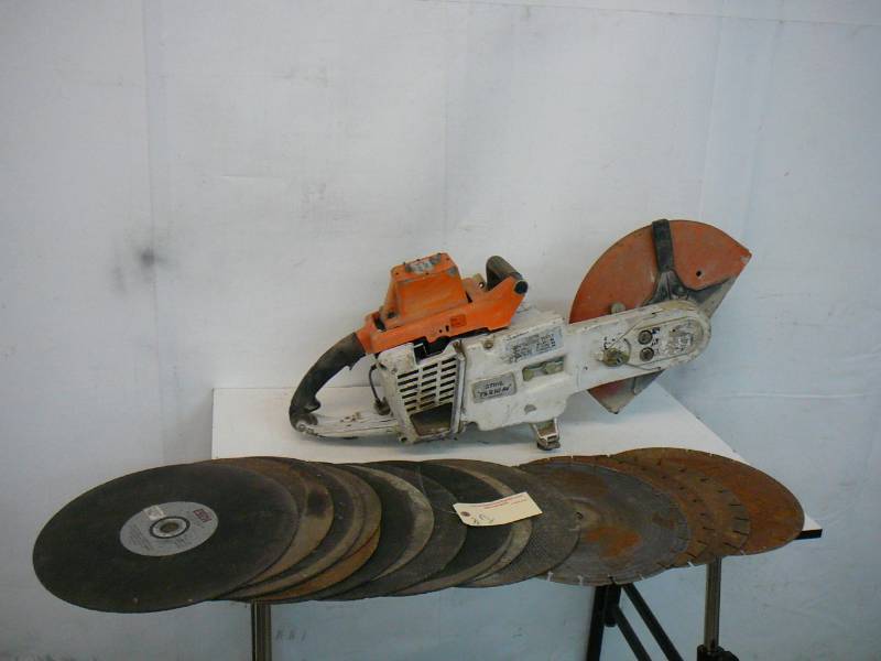 STIHL Chop Saw With 15 Blades