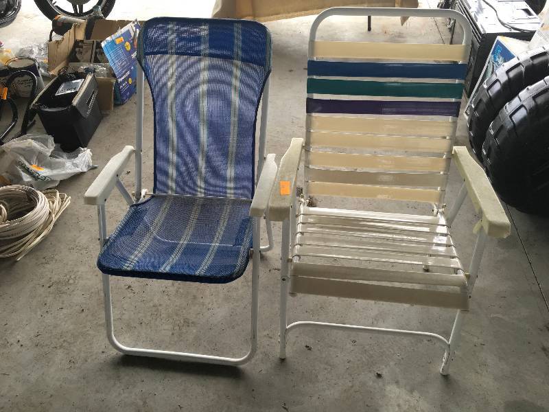 lot 75 image: Two Lawn Chairs